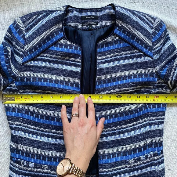 RW&Co Striped Tweed Blue Striped Open Front Cropped Blazer Jacket Size 2 - Picture 10 of 13